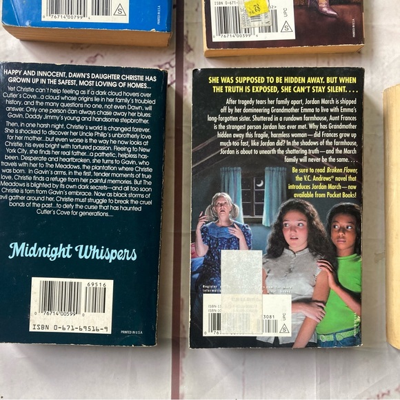 8 Random VC Andrews Paperback Book Of 6 +1 Hardback Some Keyhole Covers Books - Picture 4 of 12